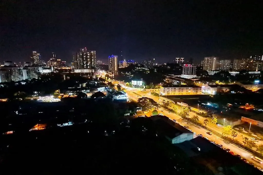 Elegant 5Star Resort Suite Mid Valley Kl Sunway By Stayz Suites With Shopping Complex Kuala Lumpur 0*,  Malaysia